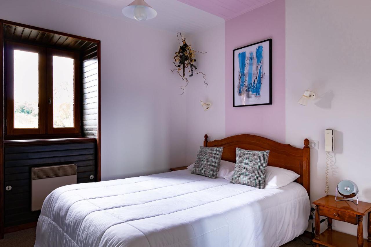 Hotel Le Cantou 354 2*